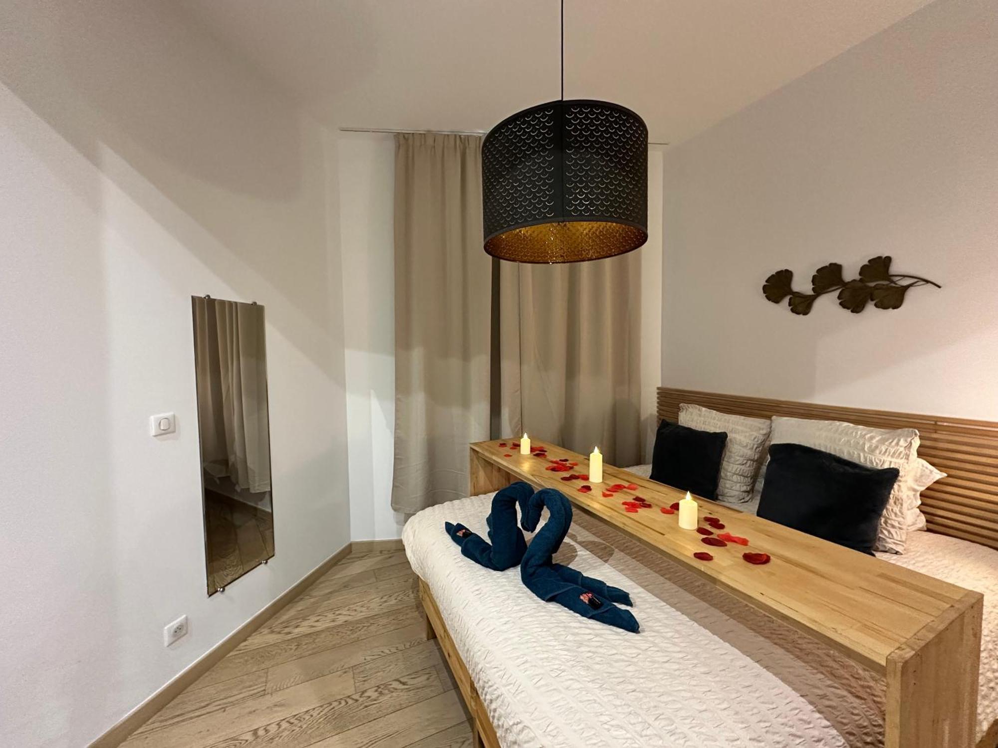 Mieuxqualhotel Jacuzzi Privatif La Parenthese Μπορντό Εξωτερικό φωτογραφία